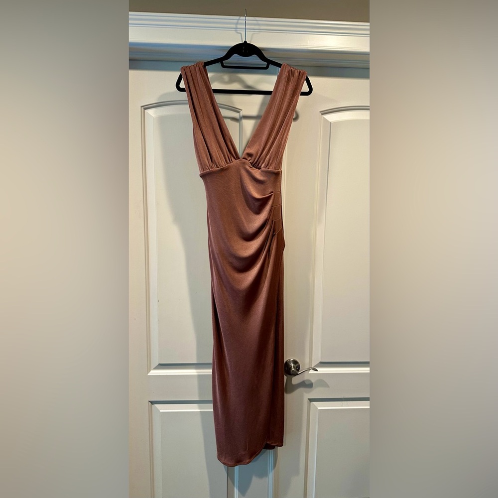 Fore Elegant Brown Sleeveless Dress NWOT Size Small Perfect for fall!